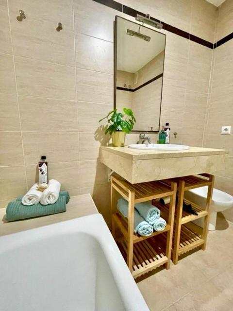Gatu Premium Racimo, Terraza, Piscina, Aire Ac, Wifi Y Parking " Preferente Mayores De 25 Anos Y Familias " El Puerto de Santa Maria Exterior photo